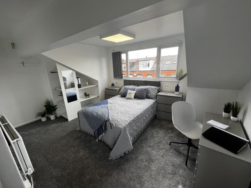 2 bed Apartment for rent in Leeds. From Spencer Properties - Leeds