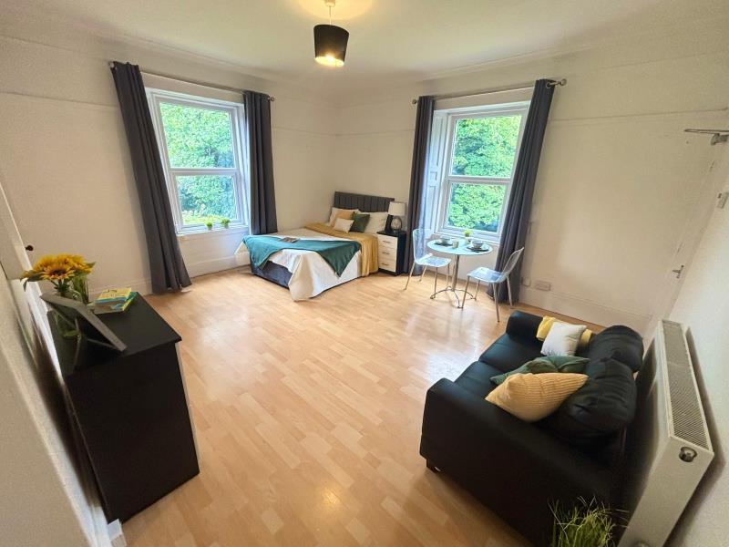 4 bed Studio for rent in Leeds. From Spencer Properties - Leeds 4 bed Studio for rent in Leeds. From Spencer Properties - Leeds