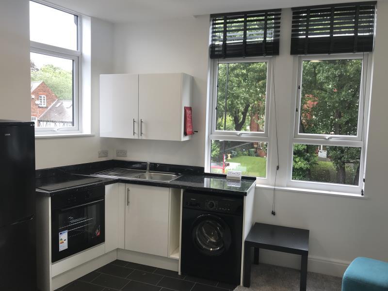 4 bed Studio for rent in Leeds. From Spencer Properties - Leeds 4 bed Studio for rent in Leeds. From Spencer Properties - Leeds
