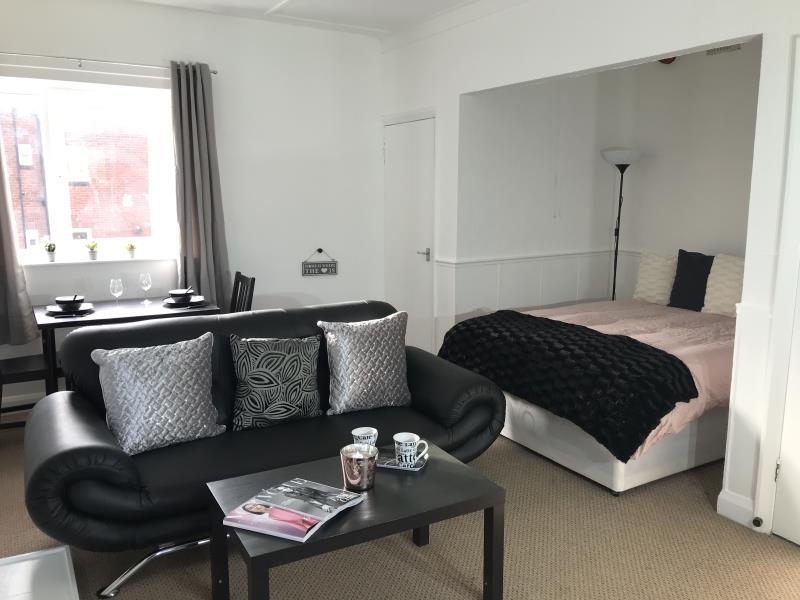 4 bed Studio for rent in Leeds. From Spencer Properties - Leeds