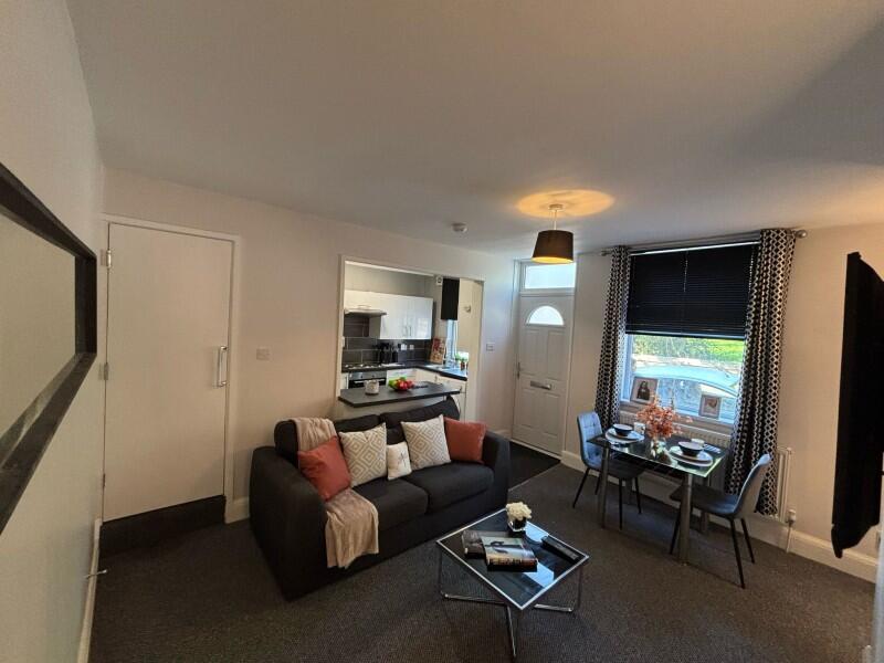 2 bed Mid Terraced House for rent in Leeds. From Spencer Properties - Leeds