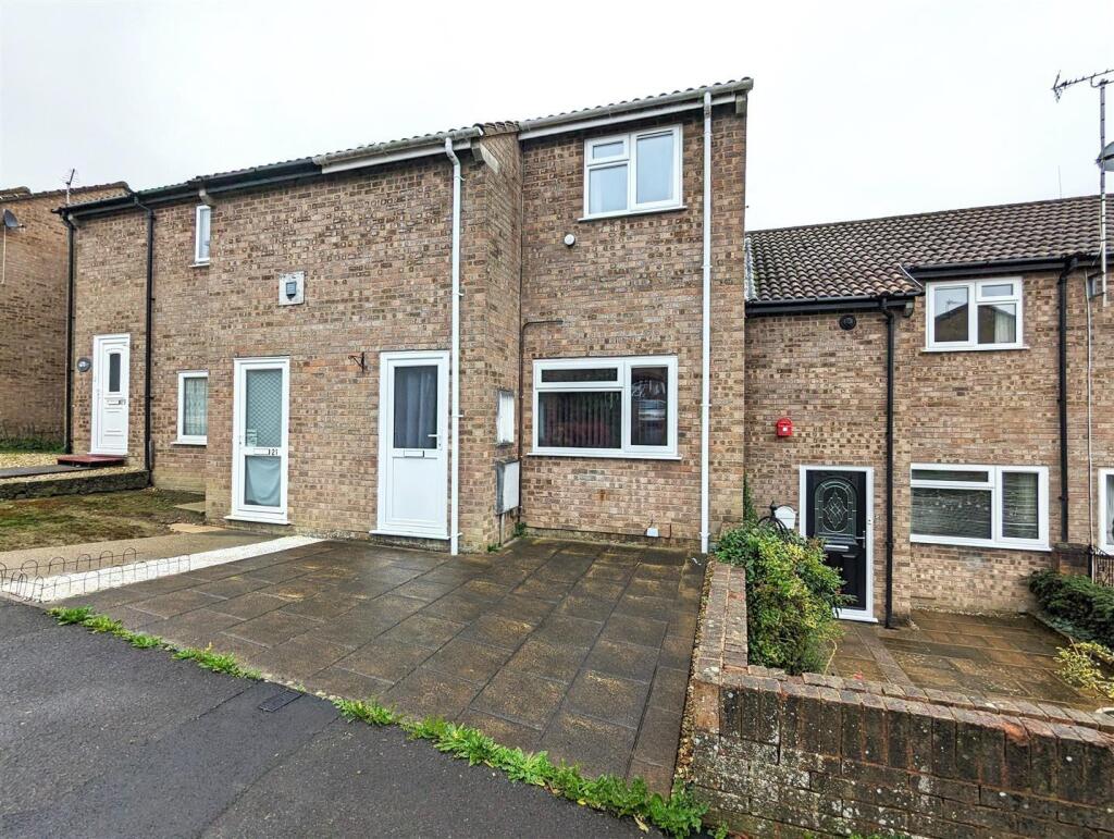 2 bed Mid Terraced House for rent in Barnstaple. From Stags - Barnstaple