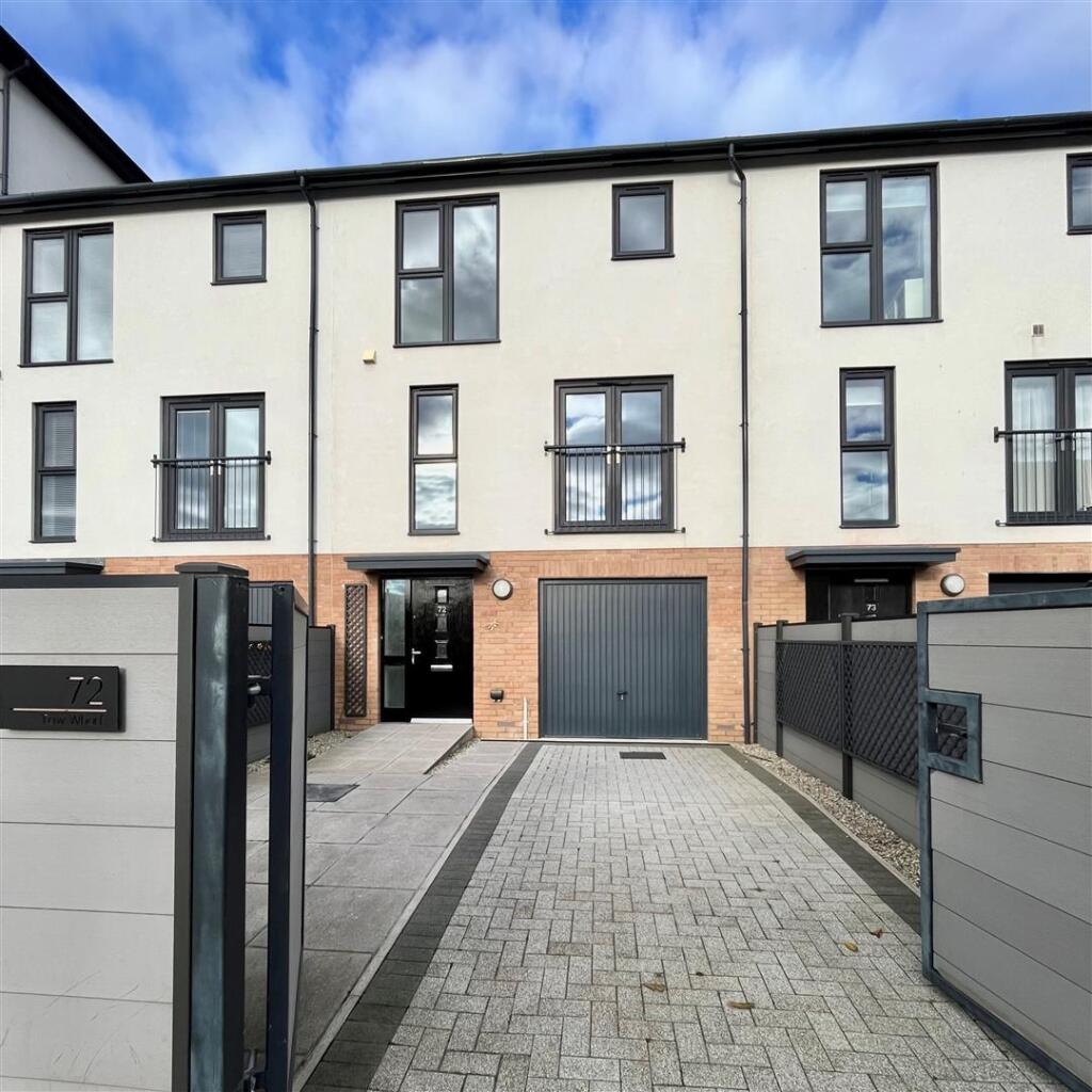 3 bed Mid Terraced House for rent in Barnstaple. From Stags - Barnstaple 3 bed Mid Terraced House for rent in Barnstaple. From Stags - Barnstaple