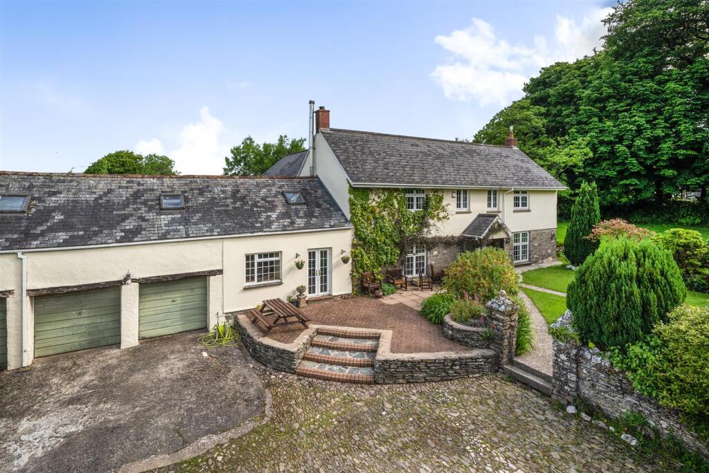 5 bed Detached for rent in Bratton Fleming. From Stags - Barnstaple 5 bed Detached for rent in Bratton Fleming. From Stags - Barnstaple