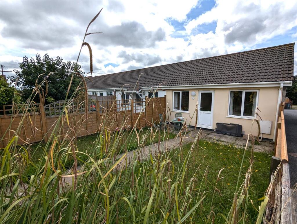 2 bed Bungalow for rent in Chivenor. From Stags - Barnstaple