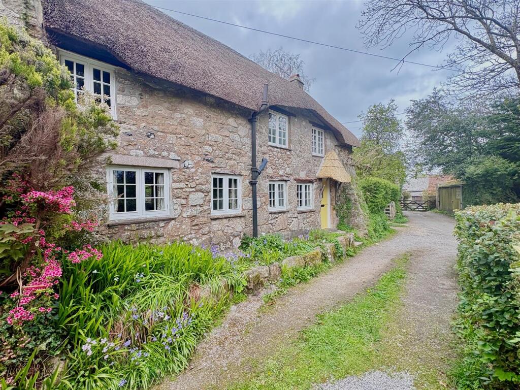 2 bed Semi Detached for rent in Newton Abbot. From Stags - Exeter