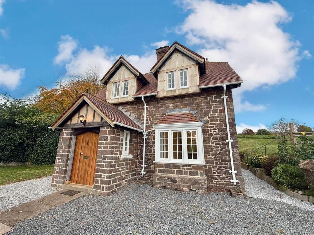 3 bed Detached for rent in Crediton. From Stags - Exeter 3 bed Detached for rent in Crediton. From Stags - Exeter