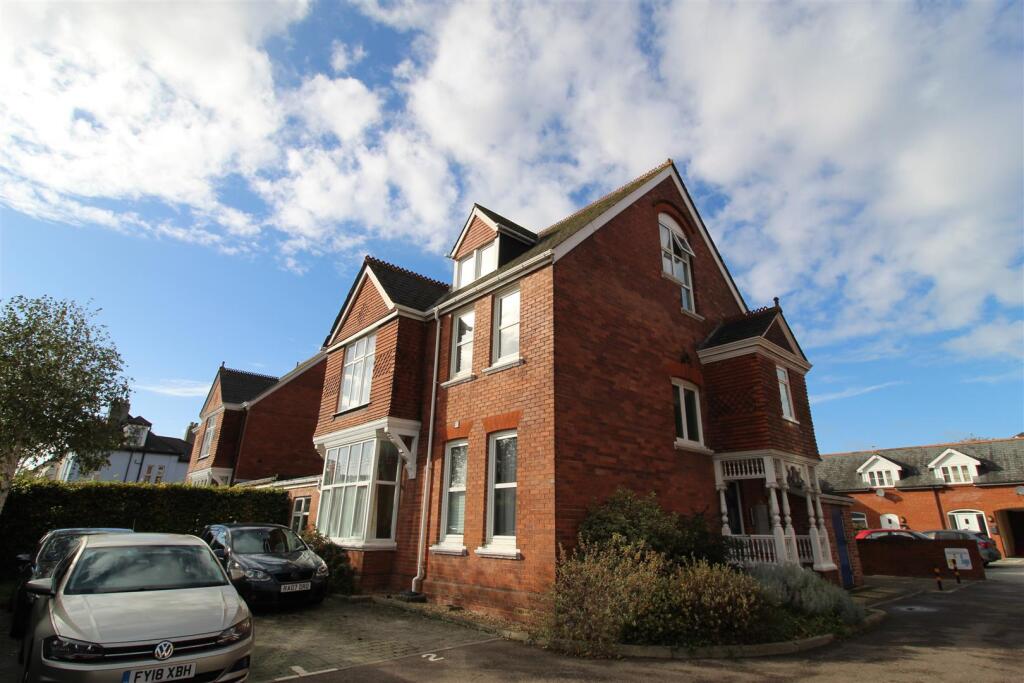 2 bed Apartment for rent in Exeter. From Stags - Exeter 2 bed Apartment for rent in Exeter. From Stags - Exeter