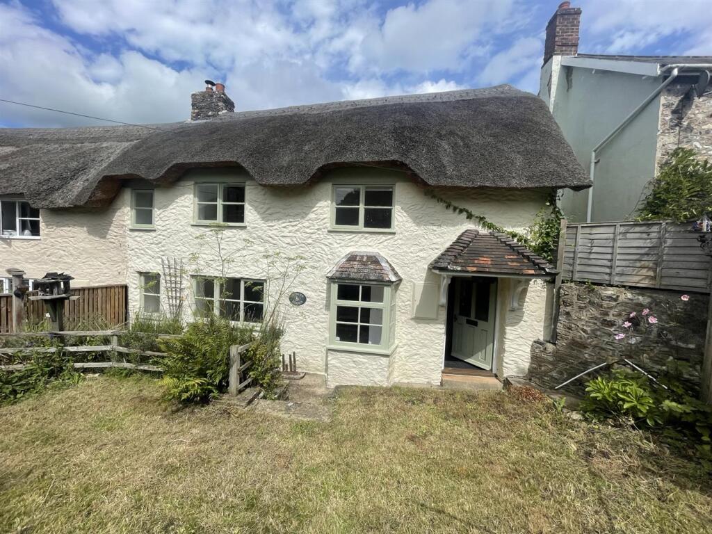 2 bed Semi Detached for rent in Honiton. From Stags - Honiton