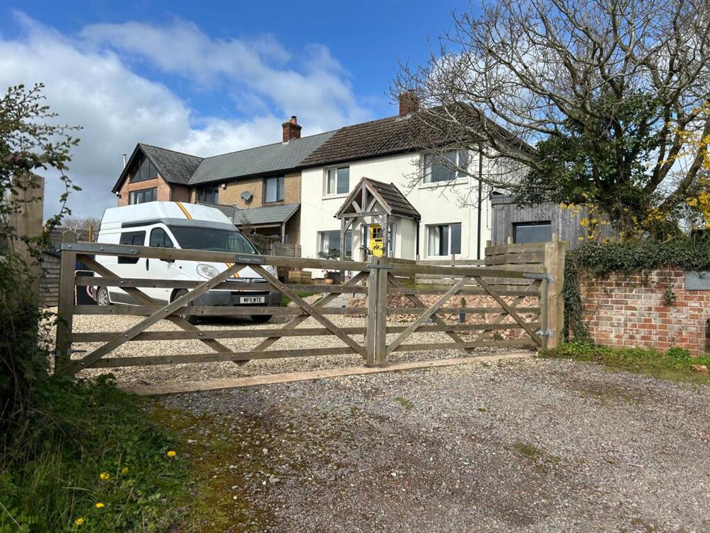 3 bed Semi Detached for rent in Honiton. From Stags - Honiton