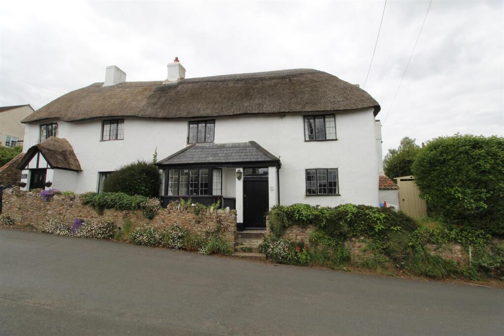 3 bed Semi Detached for rent in Colyton. From Stags - Honiton