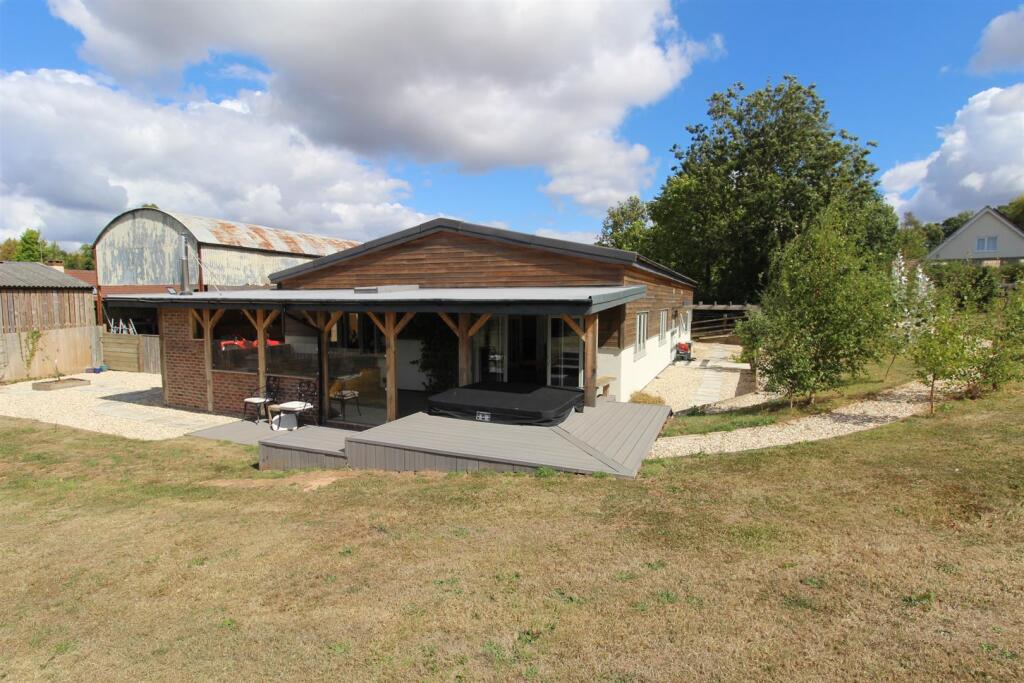 4 bed Bungalow for rent in Honiton. From Stags - Honiton