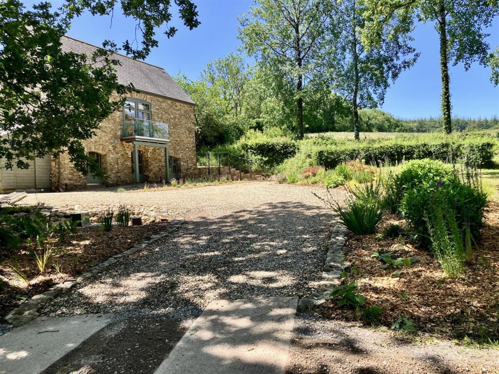 1 bed Detached for rent in Millhayes. From Stags - Taunton
