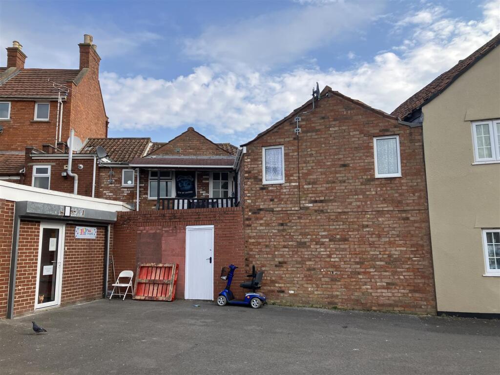 1 bed Apartment for rent in Bridgwater. From Stags - Taunton