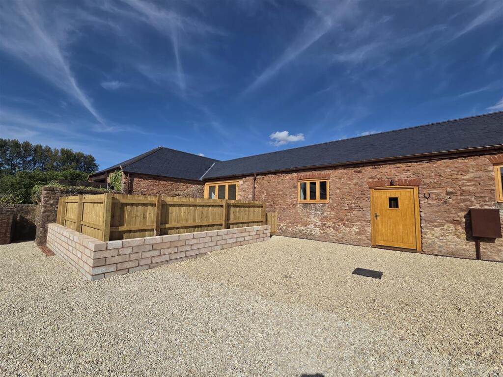 2 bed Semi Detached for rent in Taunton. From Stags - Taunton