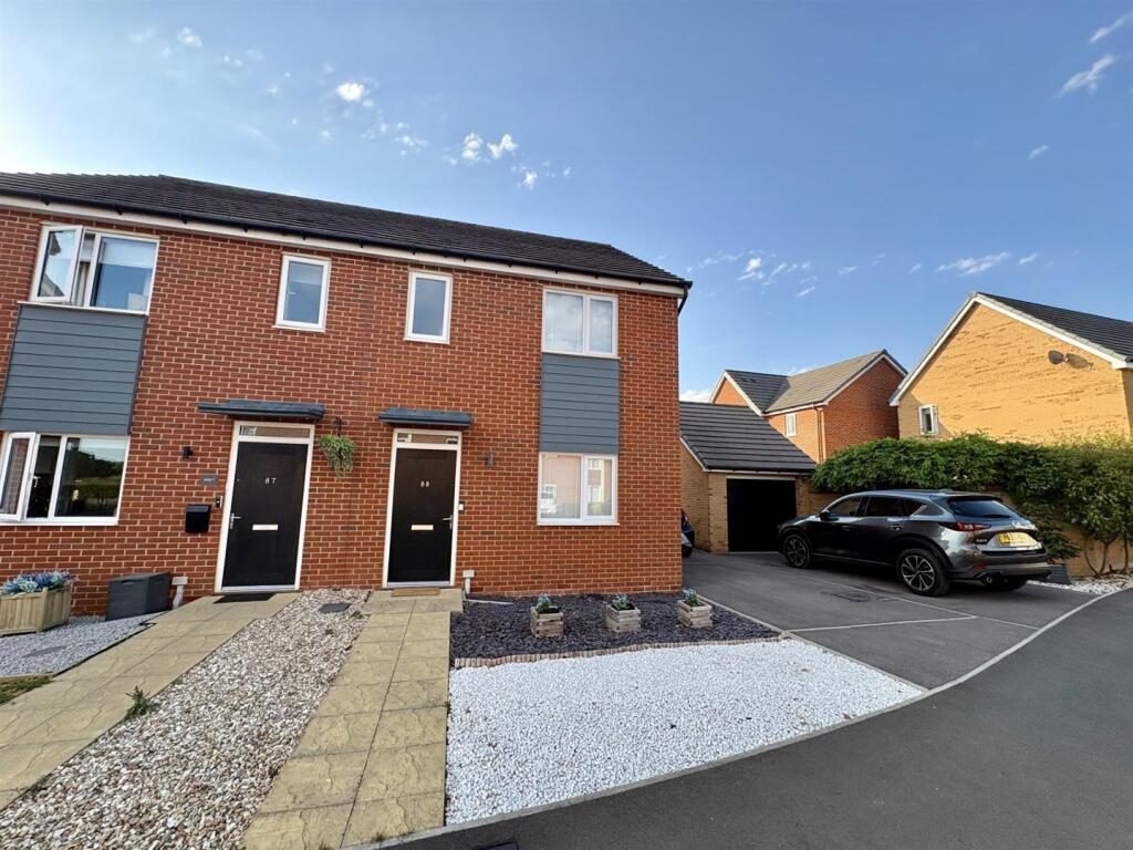 3 bed Semi Detached for rent in Nailsbourne. From Stags - Taunton