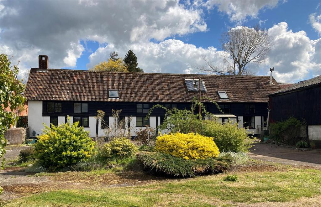 3 bed Semi Detached for rent in Cullompton. From Stags - Tiverton 3 bed Semi Detached for rent in Cullompton. From Stags - Tiverton