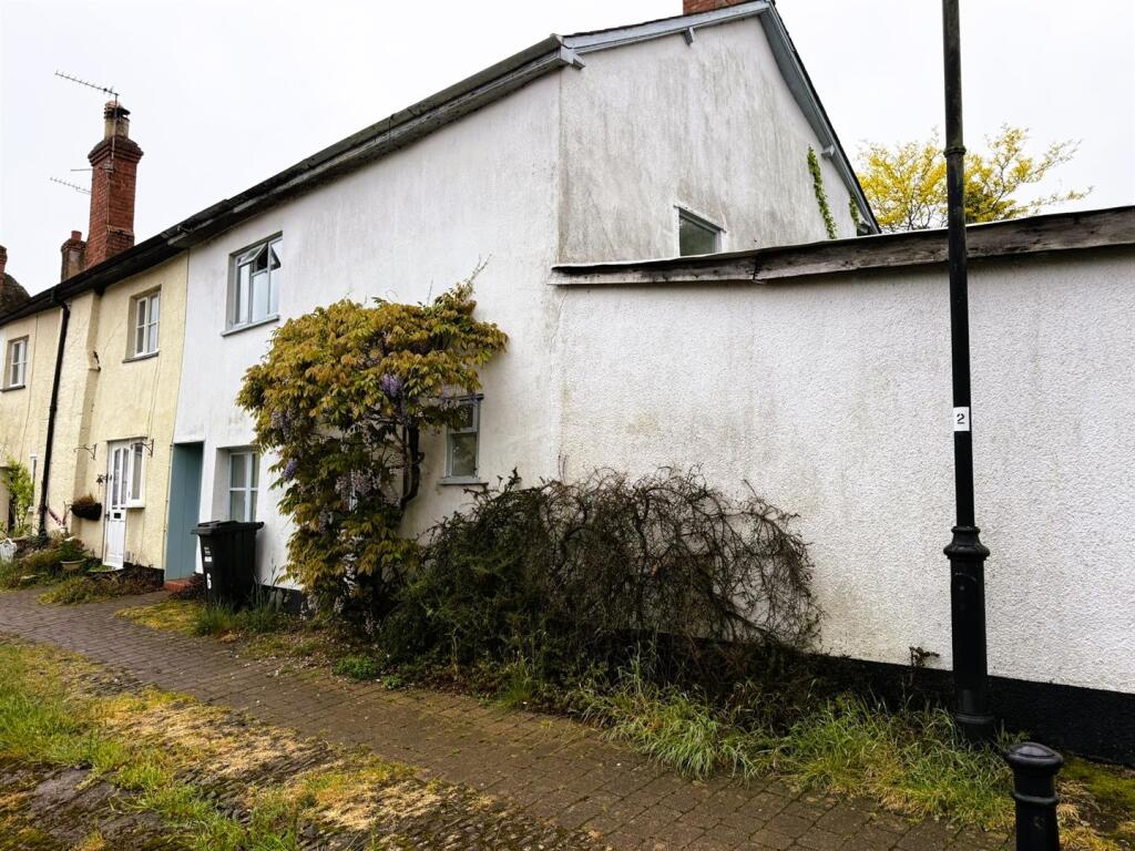 2 bed Semi Detached for rent in Bradninch. From Stags - Tiverton 2 bed Semi Detached for rent in Bradninch. From Stags - Tiverton