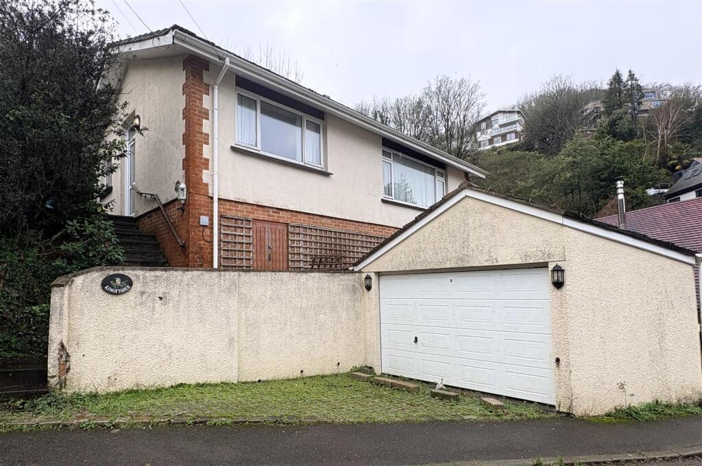 2 bed Bungalow for rent in Warfleet. From Stags - Totnes