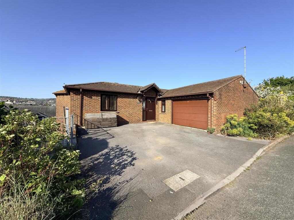 4 bed Detached for rent in Teignmouth. From Stags - Totnes