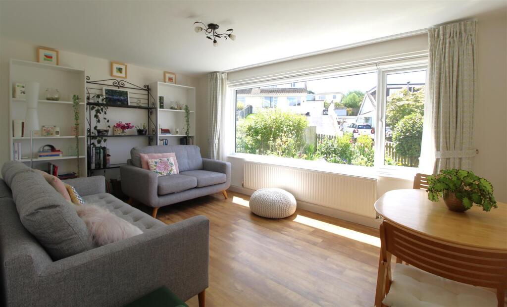 2 bed Semi Detached for rent in Totnes. From Stags - Totnes 2 bed Semi Detached for rent in Totnes. From Stags - Totnes