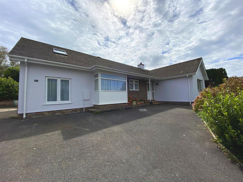 3 bed Bungalow for rent in Stoke Gabriel. From Stags - Totnes