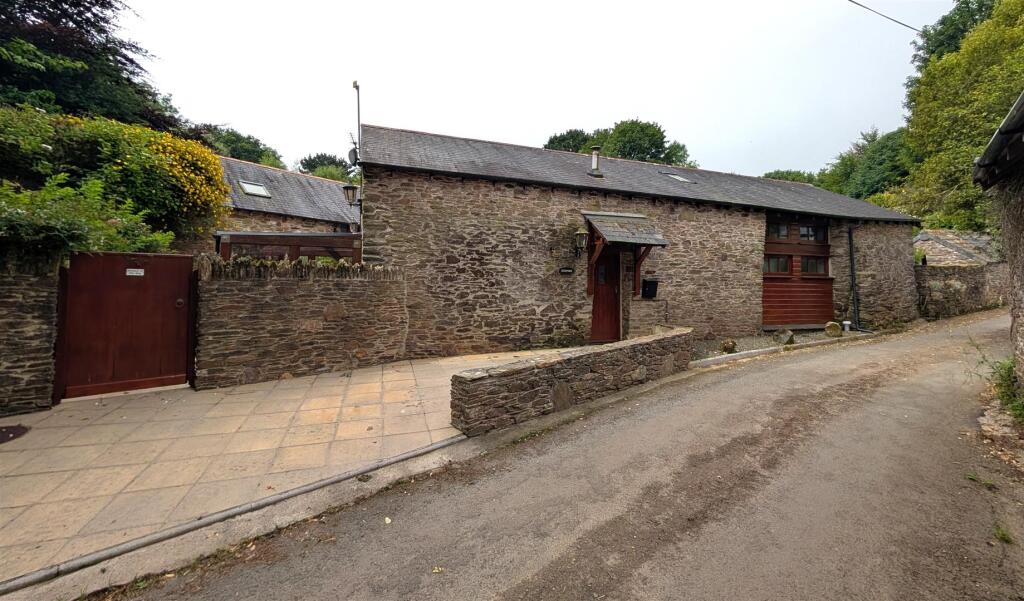 4 bed Mid Terraced House for rent in Moreleigh. From Stags - Totnes 4 bed Mid Terraced House for rent in Moreleigh. From Stags - Totnes