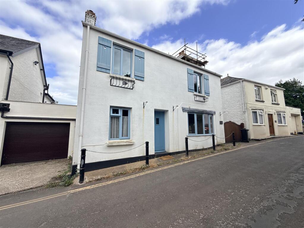 3 bed Semi Detached for rent in Stoke Gabriel. From Stags - Totnes 3 bed Semi Detached for rent in Stoke Gabriel. From Stags - Totnes