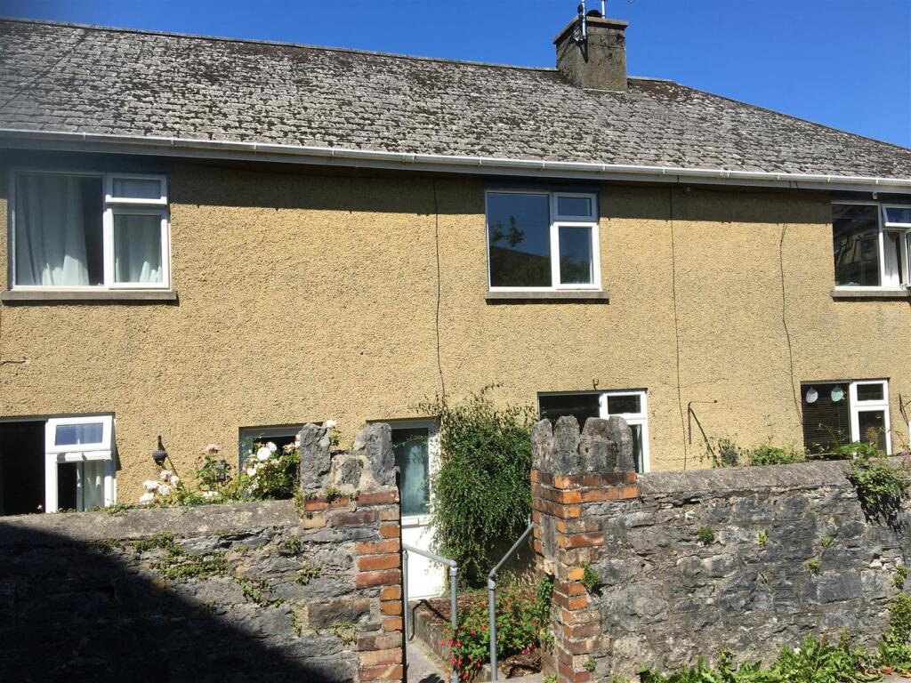 3 bed Mid Terraced House for rent in Buckfastleigh. From Stags - Totnes