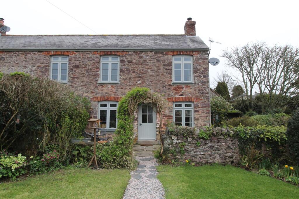 2 bed Semi Detached for rent in Beeson. From Stags - Totnes 2 bed Semi Detached for rent in Beeson. From Stags - Totnes