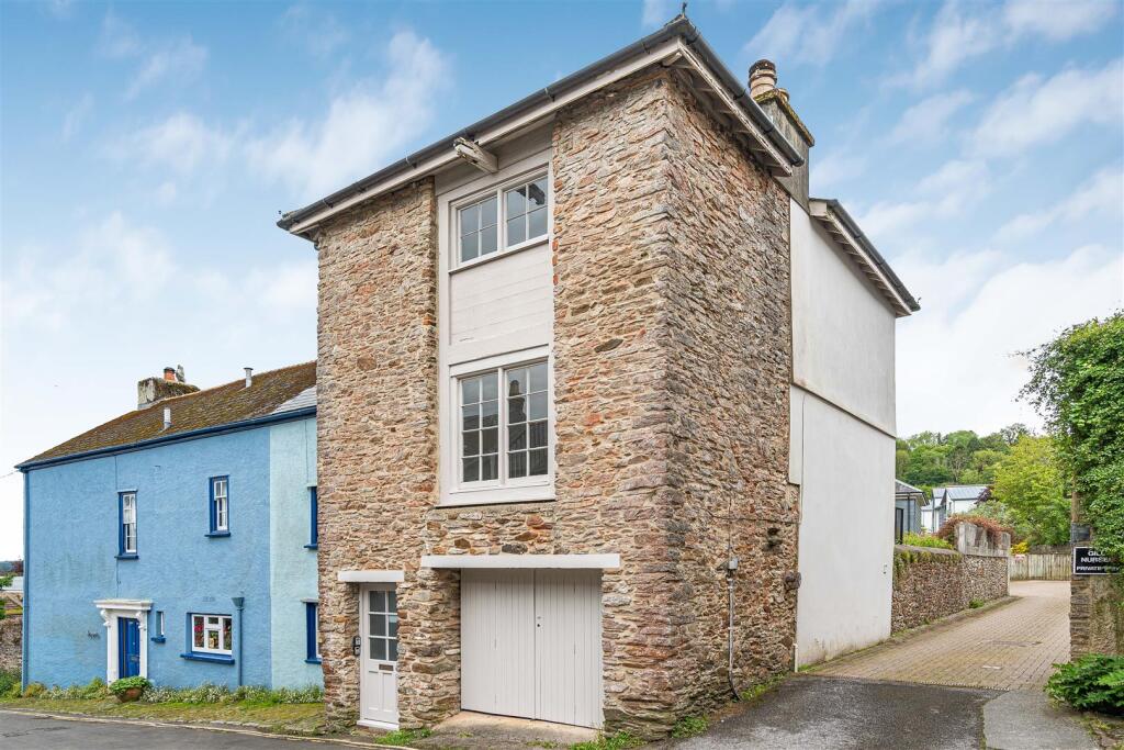 3 bed Semi Detached for rent in Totnes. From Stags - Totnes