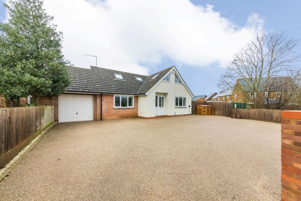 4 bed Detached for rent in Adderbury. From Stanbra Powell - Banbury
