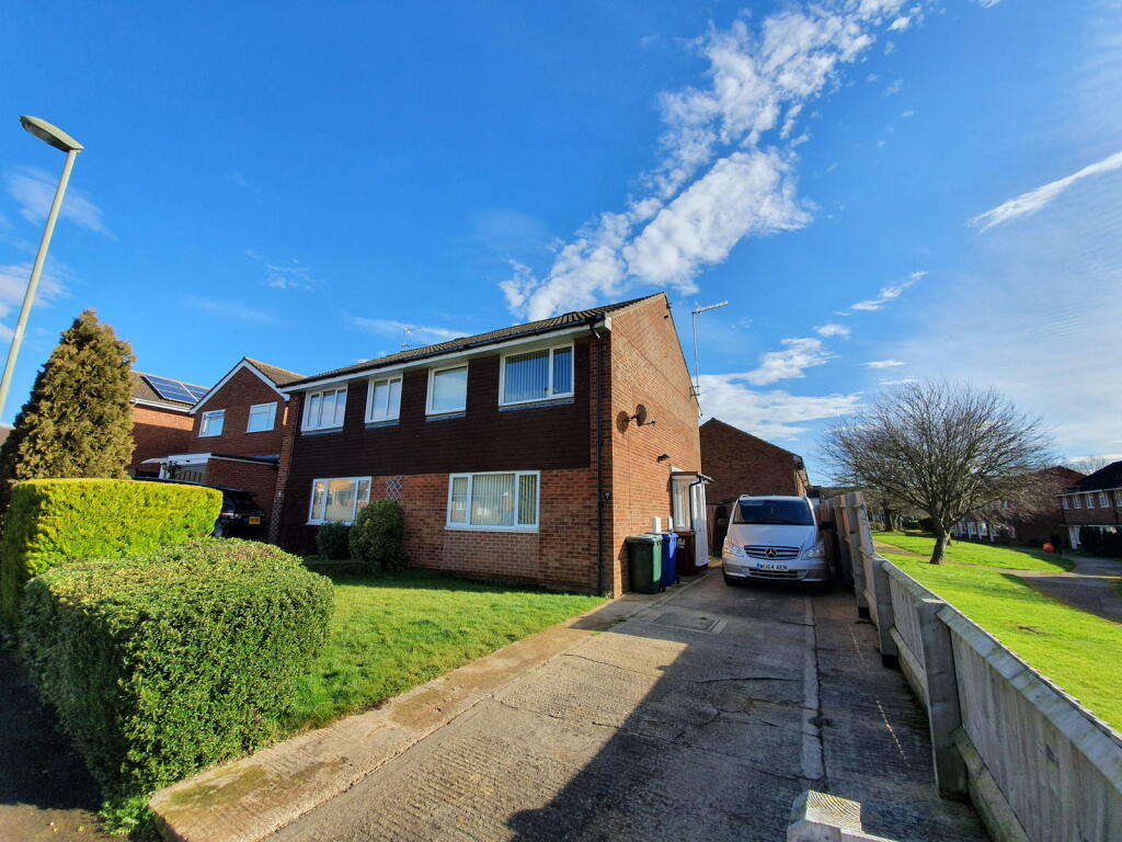 3 bed Semi Detached for rent in Banbury. From Stanbra Powell - Banbury