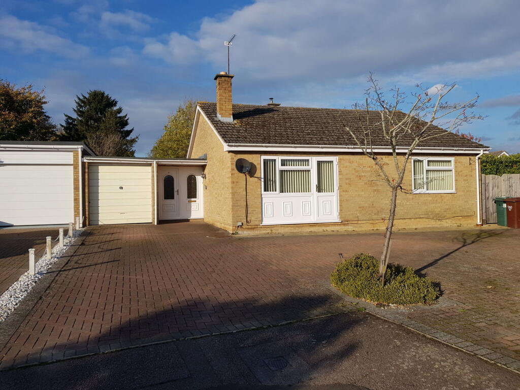 3 bed Detached bungalow for rent in Little Bourton. From Stanbra Powell - Banbury 3 bed Detached bungalow for rent in Little Bourton. From Stanbra Powell - Banbury