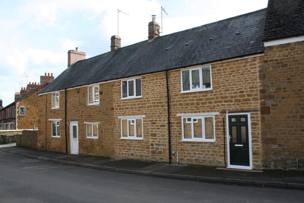 2 bed Cottage for rent in Bodicote. From Stanbra Powell - Banbury 2 bed Cottage for rent in Bodicote. From Stanbra Powell - Banbury
