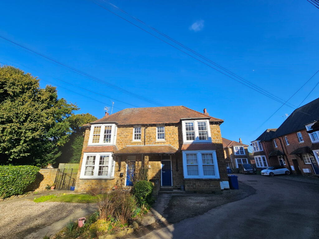 0 bed Studio for rent in Banbury. From Stanbra Powell - Banbury