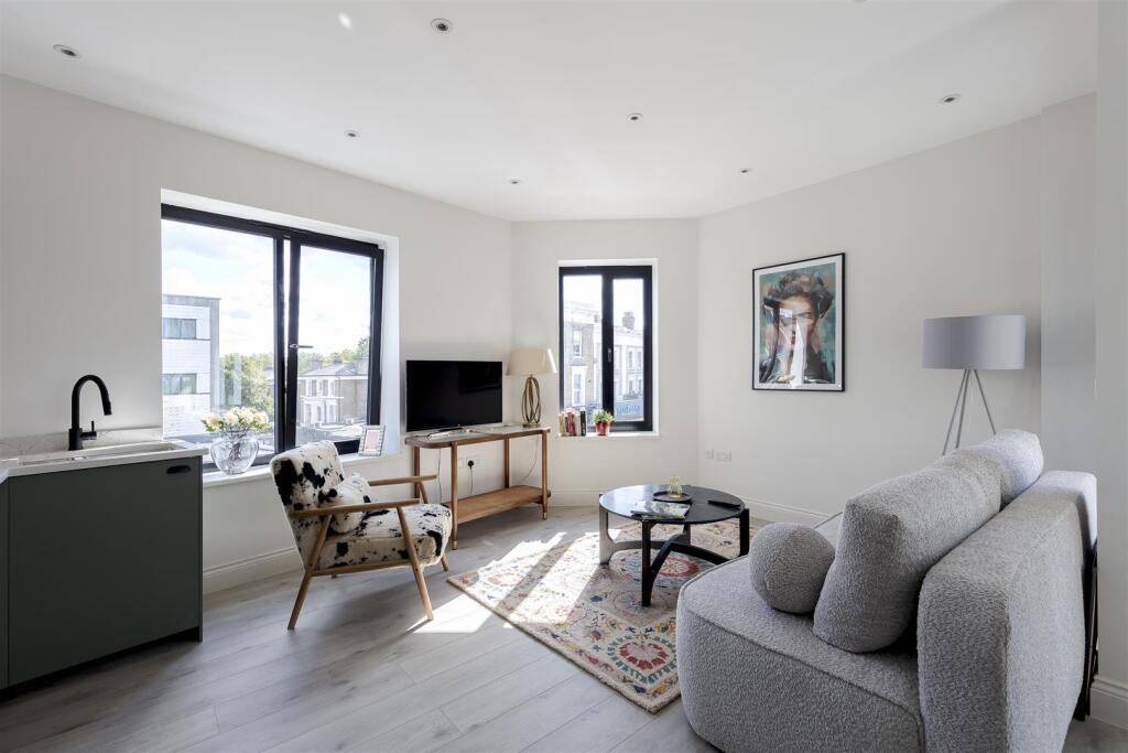 2 bed 1st Floor Flat for rent in London. From Stapleton Long - West Norwood 2 bed 1st Floor Flat for rent in London. From Stapleton Long - West Norwood