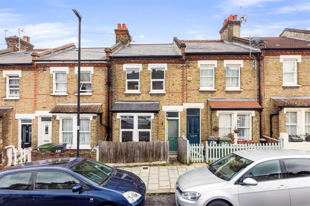 2 bed Mid Terraced House for rent in Streatham. From Stapleton Long - West Norwood