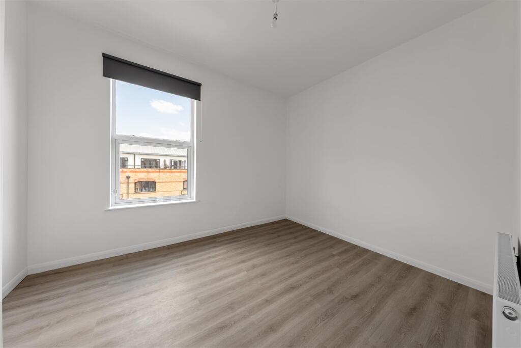 1 bed 1st Floor Flat for rent in Penge. From Stapleton Long - West Norwood