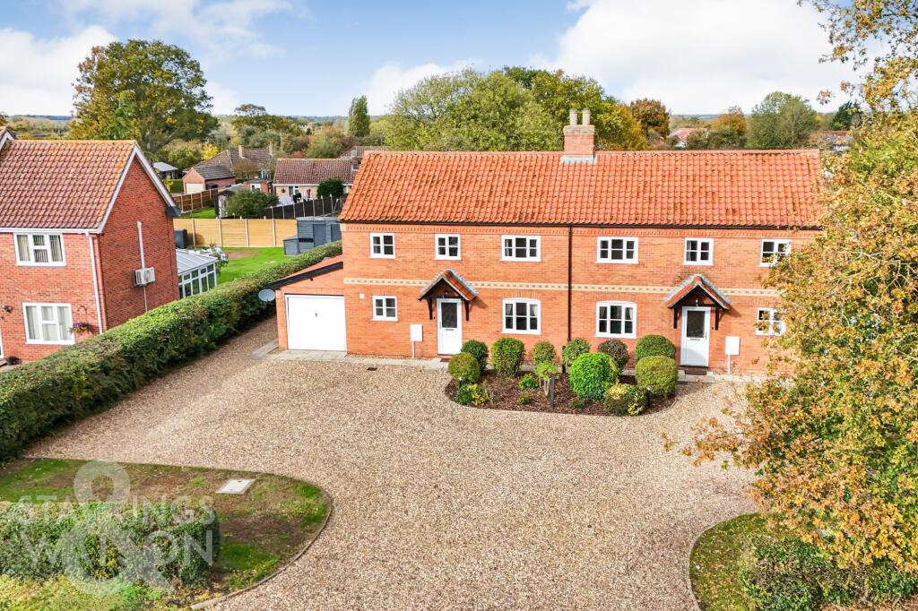 3 bed Semi Detached for rent in Great Moulton. From Starkings & Watson - Norfolk & Suffolk