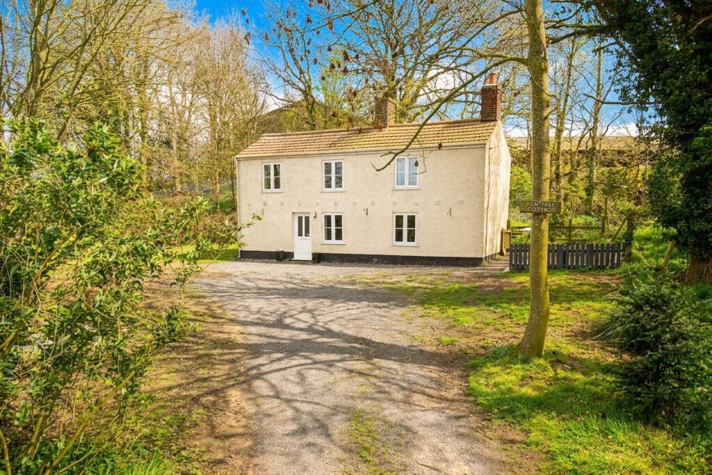 2 bed Cottage for rent in Limpenhoe. From Starkings & Watson - Norfolk & Suffolk