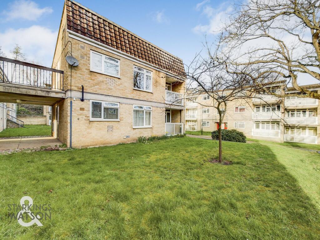1 bed 1st Floor Flat for rent in Norwich. From Starkings & Watson - Norfolk & Suffolk