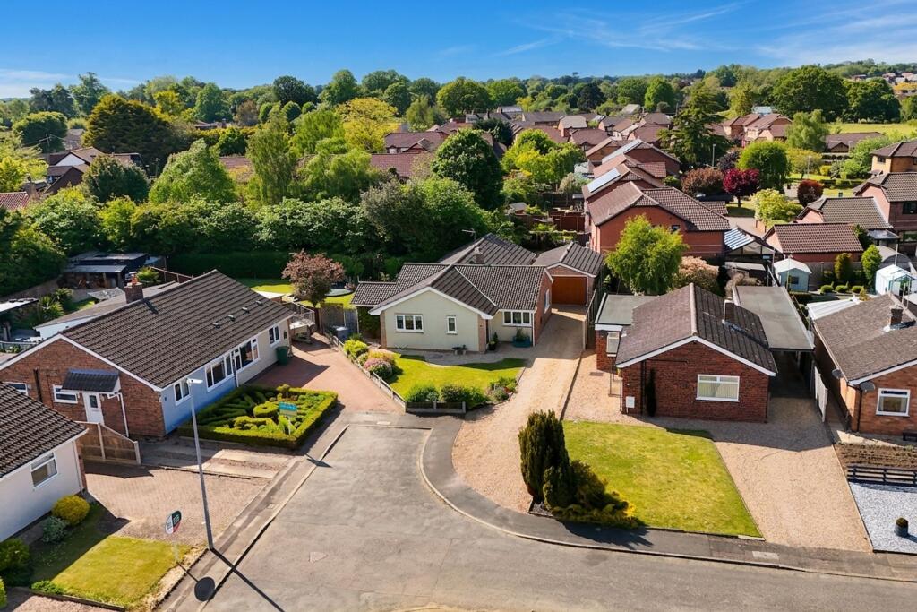 4 bed Detached bungalow for rent in Norwich. From Starkings & Watson - Norfolk & Suffolk