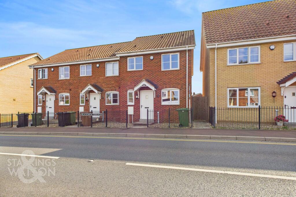 3 bed Semi Detached for rent in . From Starkings & Watson - Norfolk & Suffolk