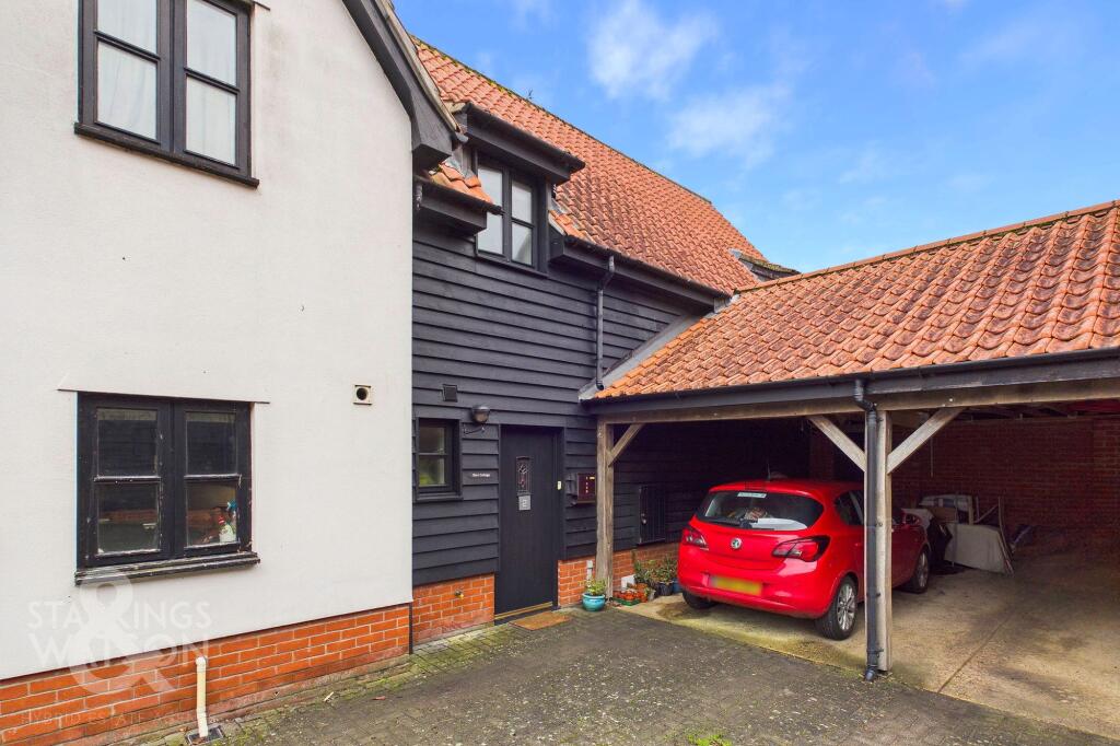 3 bed Semi Detached for rent in Gislingham. From Starkings & Watson - Norfolk & Suffolk 3 bed Semi Detached for rent in Gislingham. From Starkings & Watson - Norfolk & Suffolk