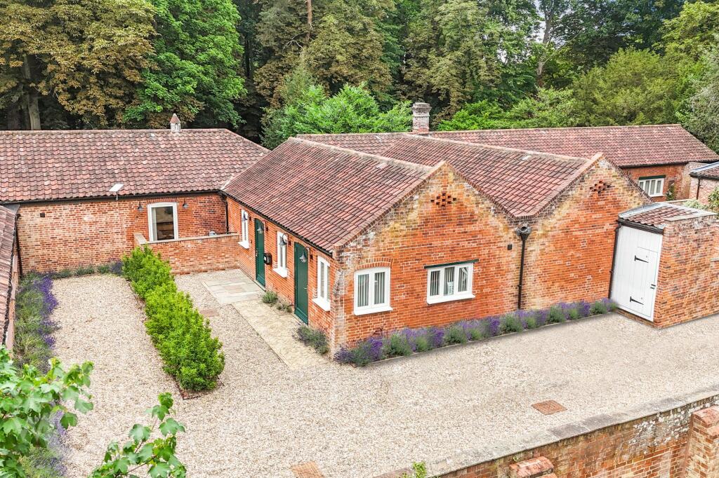 3 bed Barn Conversion for rent in Bungay. From Starkings & Watson - Norfolk & Suffolk