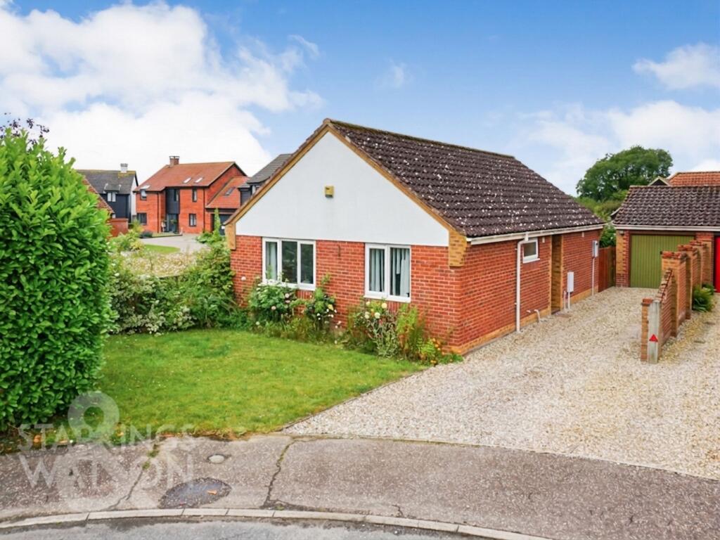 2 bed Detached bungalow for rent in Little Melton. From Starkings & Watson - Norfolk & Suffolk