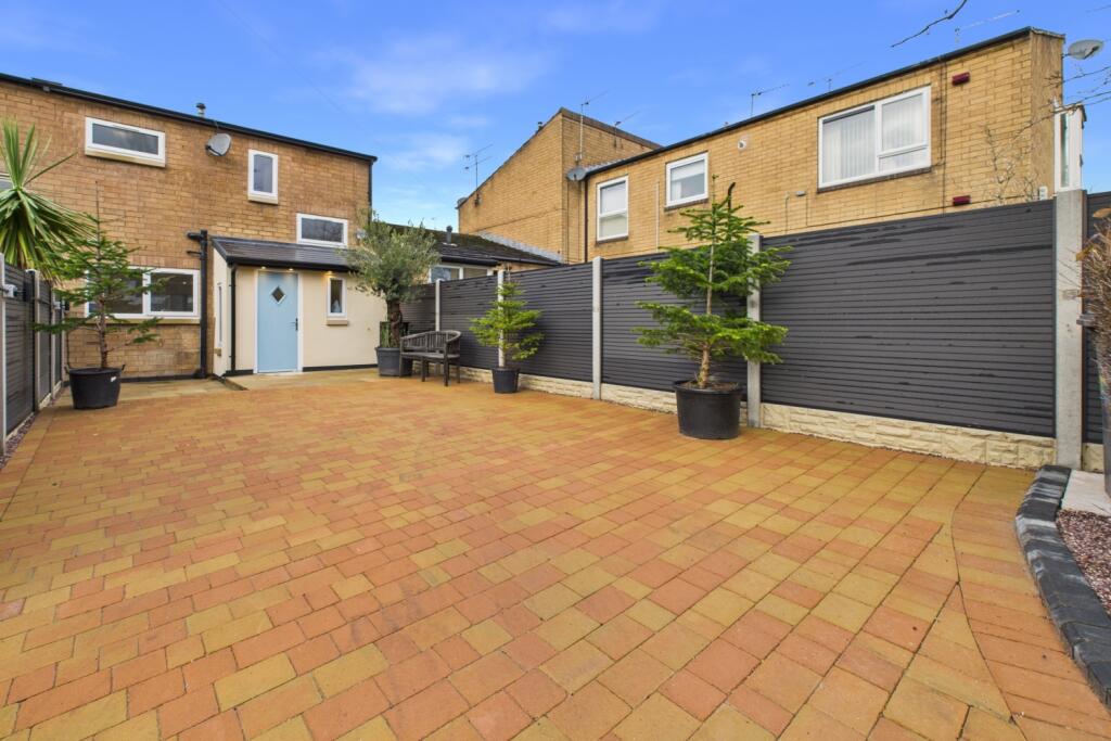 2 bed Semi Detached for rent in Long Line. From Staves Estate Agents - Sheffield 2 bed Semi Detached for rent in Long Line. From Staves Estate Agents - Sheffield