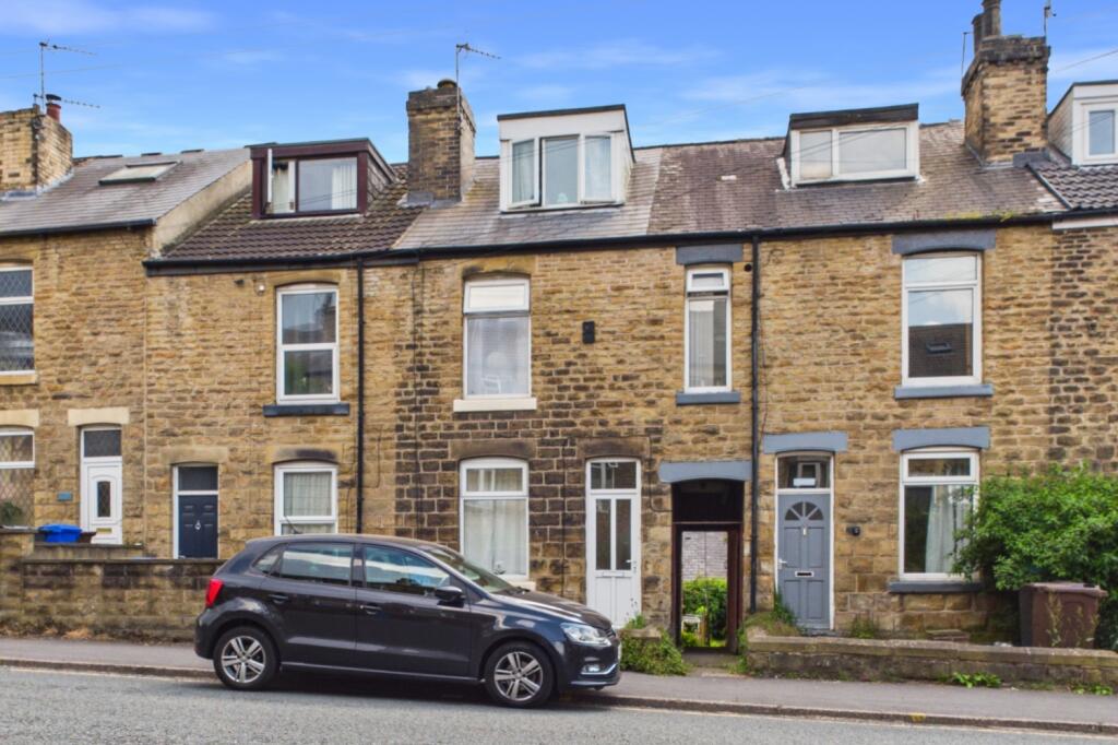 3 bed Mid Terraced House for rent in Sheffield. From Staves Estate Agents - Sheffield