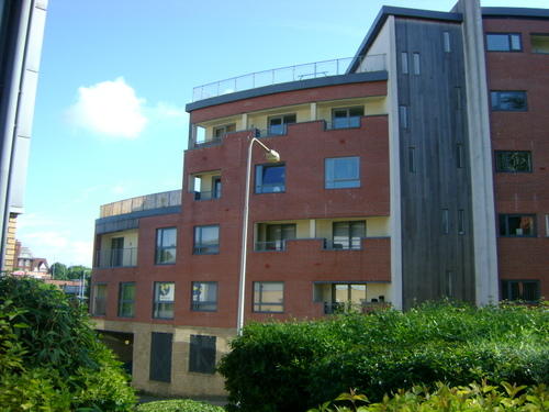 1 bed Apartment for rent in Bolton. From Sterling Properties - Bury